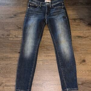 Lucky brand size 2 jeans excellent condition